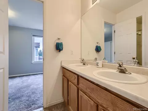 19050 E 43rd Ave, Denver, CO 80249 photo 11