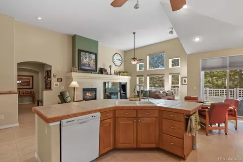 1815 S Jay Way, Lakewood, CO 80232 photo 17