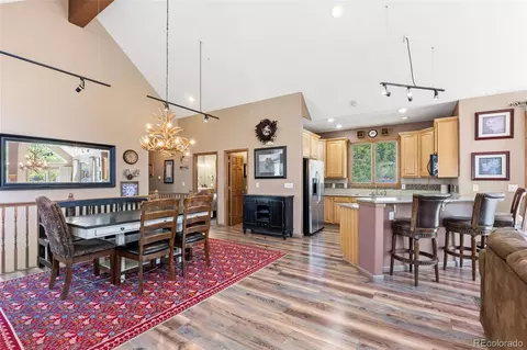 Dining - 640 Meisel Dr, Keystone, CO 80435 photo 4 of 4