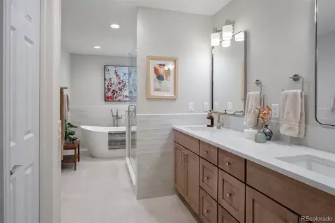 Bath - 2425 S Monroe St, Denver, CO 80210 photo 2 of 6