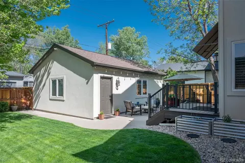 Exterior - 2425 S Monroe St, Denver, CO 80210 photo 8 of 9