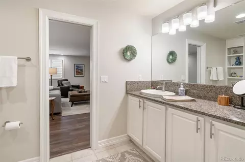 Bath - 2425 S Monroe St, Denver, CO 80210 photo 5 of 6