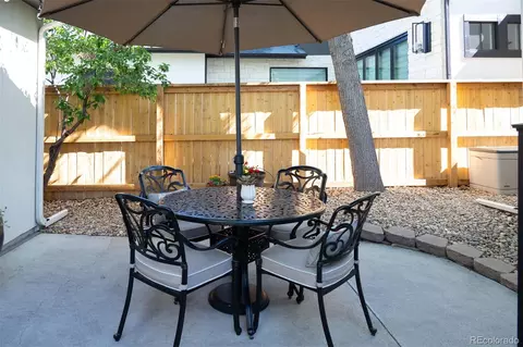 Exterior - 2425 S Monroe St, Denver, CO 80210 photo 6 of 9