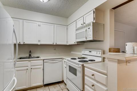12071 E Harvard Ave #101, Aurora, CO 80014 photo 4