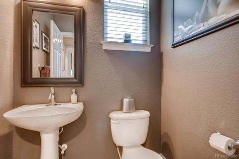 8942 E 29th Pl, Denver, CO 80238 photo 14