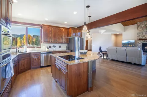 Kitchen - 84 Snow Peak Ct, Dillon, CO 80435 photo 5 of 6