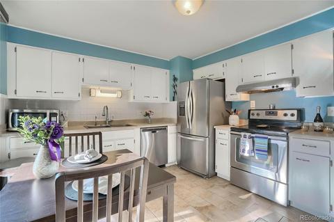 8357 Ames Way, Arvada, CO 80003 photo 12