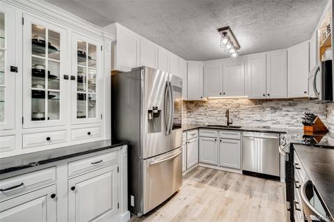 337 Wright St #105, Lakewood, CO 80228 photo 6