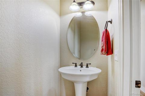 45355 Wolf Creek Dr, Bennett, CO 80102 photo 18