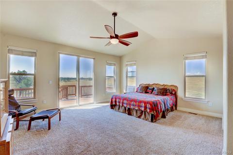 45355 Wolf Creek Dr, Bennett, CO 80102 photo 11