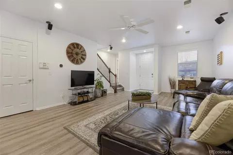 13636 E Weaver Pl, Englewood, CO 80111