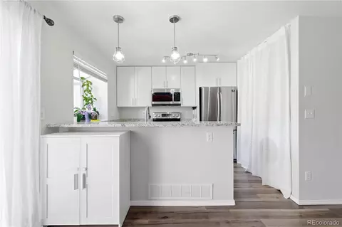 Kitchen - 16921 E Chenango Ave #C, Aurora, CO 80015 photo 4 of 4