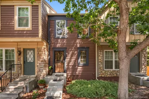 2793 E Nichols Cir, Littleton, CO 80122