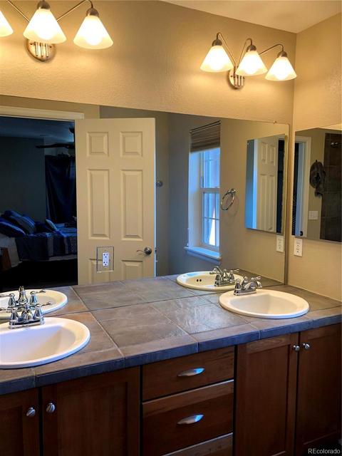 8723 E 29th Pl, Denver, CO 80238 photo 24