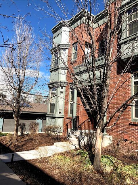 8723 E 29th Pl, Denver, CO 80238 photo 2
