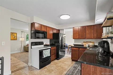 7506 Beech Ct, Arvada, CO 80005 photo 5