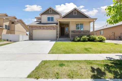 Exterior - 727 Elk Mountain Dr, Windsor, CO 80550 photo 2 of 6