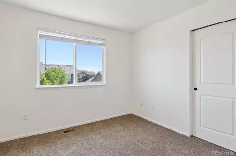 Bedroom - 727 Elk Mountain Dr, Windsor, CO 80550 photo 6 of 10