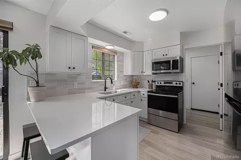5250 Cody St, Arvada, CO 80002 photo 8