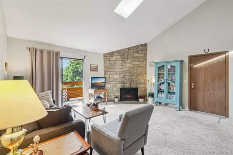 331 Wright St #304, Lakewood, CO 80228 photo 5