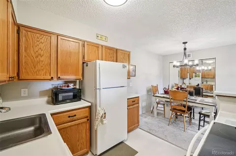 331 Wright St #304, Lakewood, CO 80228 photo 11