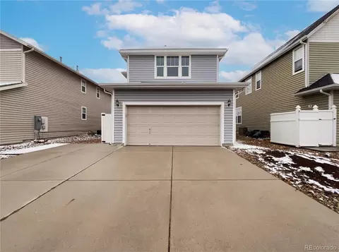Exterior - 7174 High St, Longmont, CO 80504 photo 2 of 7
