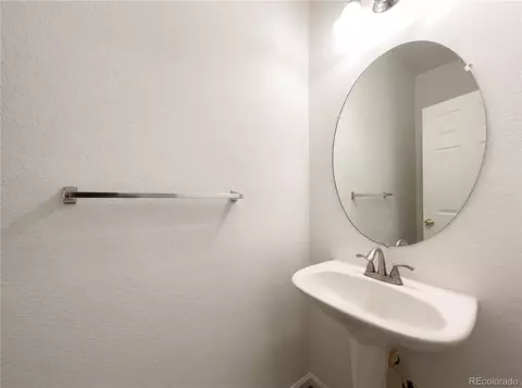 Bath - 7174 High St, Longmont, CO 80504 photo 3 of 3