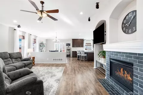 23802 E Chenango Pl, Aurora, CO 80016 photo 2