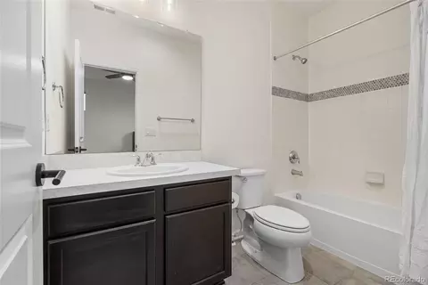 Bath - 6104 E 141st Ave, Thornton, CO 80602 photo 6 of 8