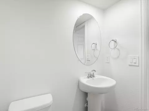 Bath - 21117 E 65th Ave, Aurora, CO 80019 photo 2 of 5