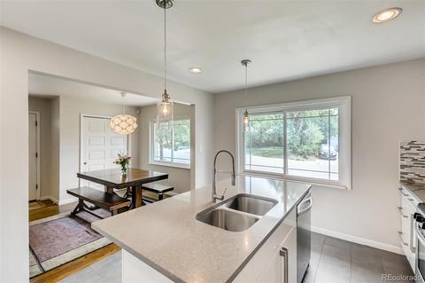 4398 E La Salle Pl, Denver, CO 80222 photo 4