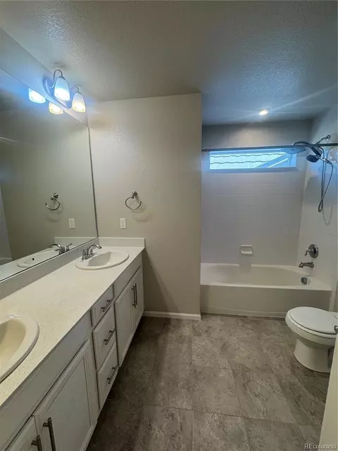 Bath - 15917 E Otero Ave, Englewood, CO 80112 photo 2 of 3