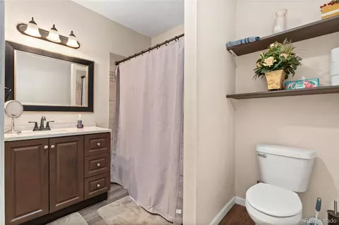Bath - 18983 E 16th Pl, Aurora, CO 80011 photo 2 of 2