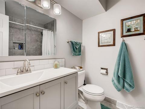 8380 E Princeton Ave, Denver, CO 80237 photo 17