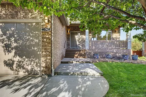 Exterior - 4624 S Hampton Cir, Boulder, CO 80301 photo 3 of 8