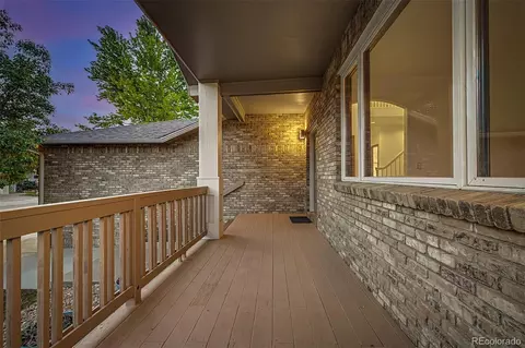 Exterior - 4624 S Hampton Cir, Boulder, CO 80301 photo 4 of 8
