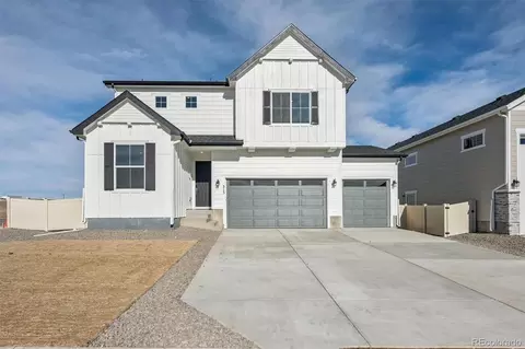 313 Smith Ave, Keenesburg, CO 80643