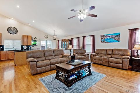 23624 E Whitaker Dr, Aurora, CO 80016 photo 2
