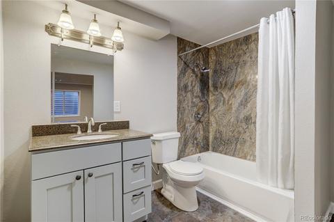 18307 E Dickenson Pl, Aurora, CO 80013 photo 31