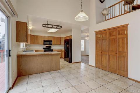 18307 E Dickenson Pl, Aurora, CO 80013 photo 5