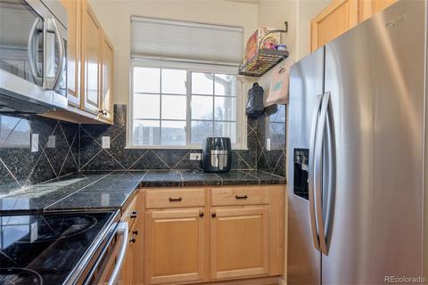 9770 E Florida Pl, Aurora, CO 80247 photo 4
