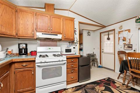 15710 S Lauppe Rd, Yoder, CO 80864 photo 9