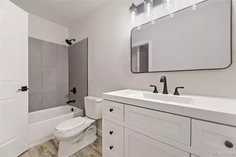 Bath - 9008 E Mansfield Ave, Denver, CO 80237 photo 3 of 3