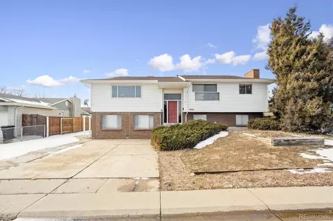 8925 Oakwood St, Westminster, CO 80031
