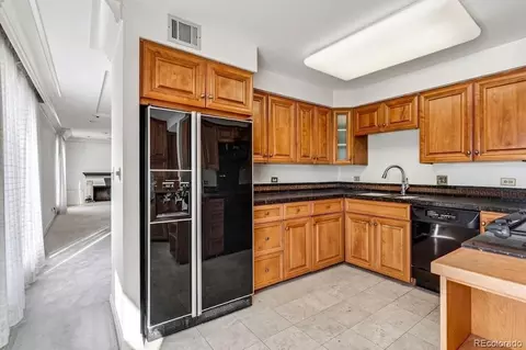 Kitchen - 2000 E 12th Ave #4, Denver, CO 80206 photo 3 of 3