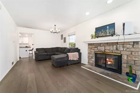 1370 S Idalia St #A, Aurora, CO 80017