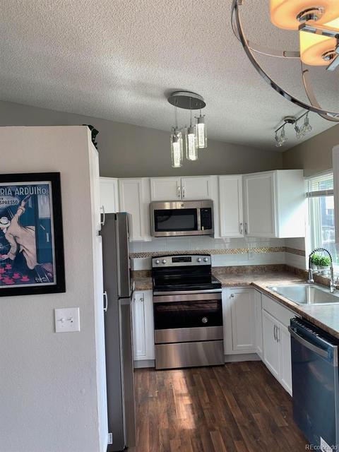 18892 E Carmel Dr, Aurora, CO 80011 photo 3