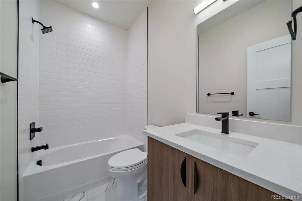 Bath - 1372 Lowell Blvd #1, Denver, CO 80204 photo 3 of 5