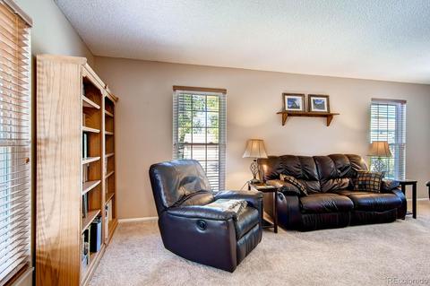 2402 S Eagle Way, Aurora, CO 80014 photo 7