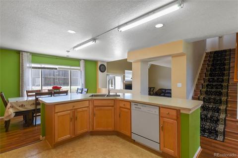 20712 E 38th Pl, Denver, CO 80249 photo 15